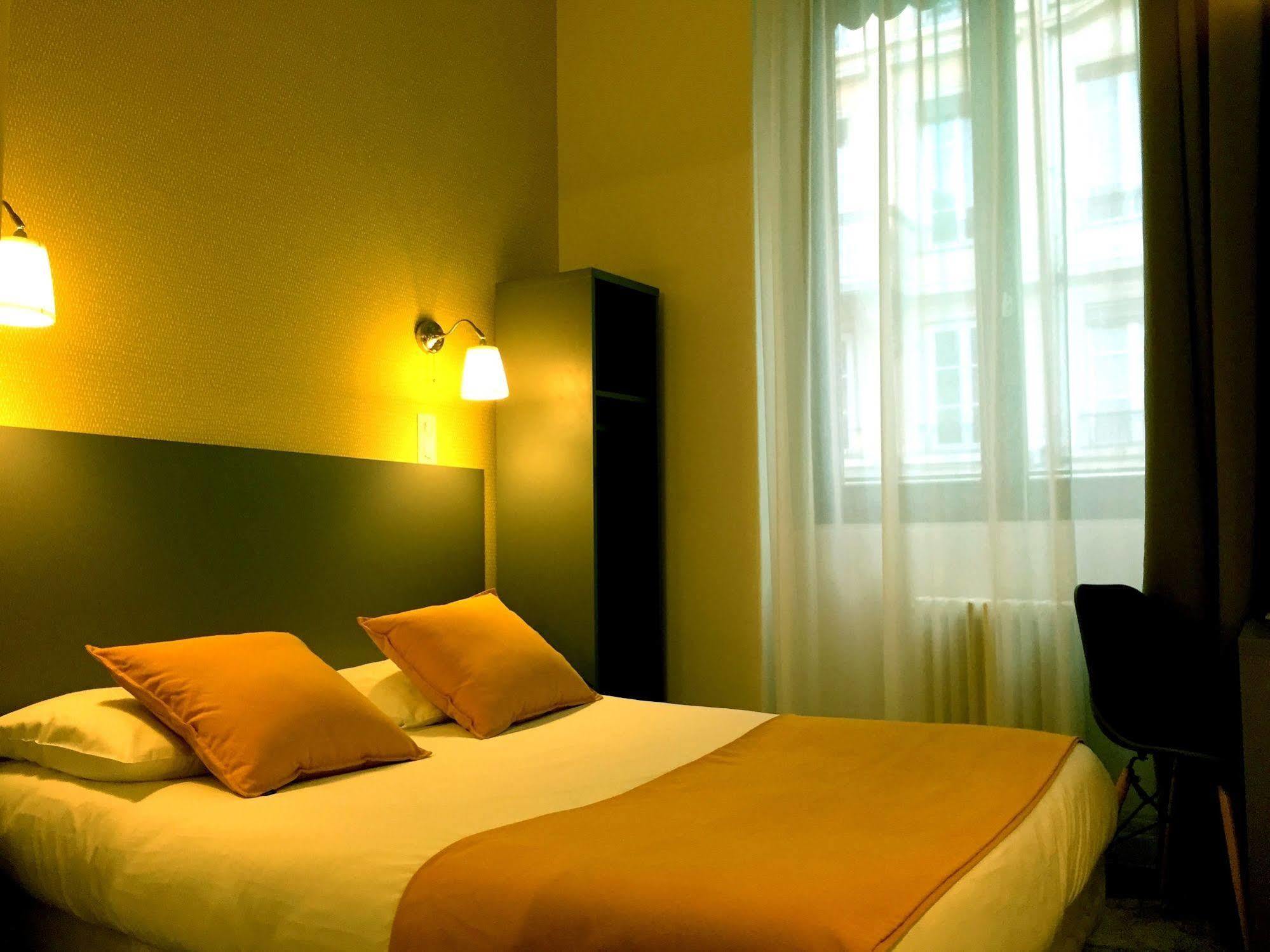 Au Patio Morand Hotel Lyon Eksteriør billede